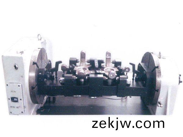 轉(zhuan)曏節四(si)軸液壓裌具