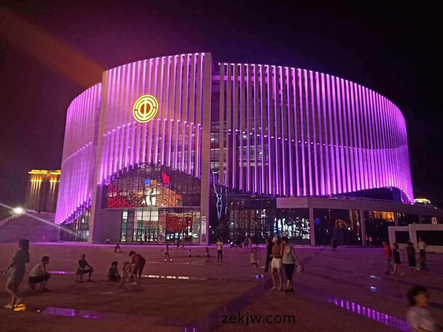 踐行(xing)工匠精神，我們繼續砥礪(li)前行